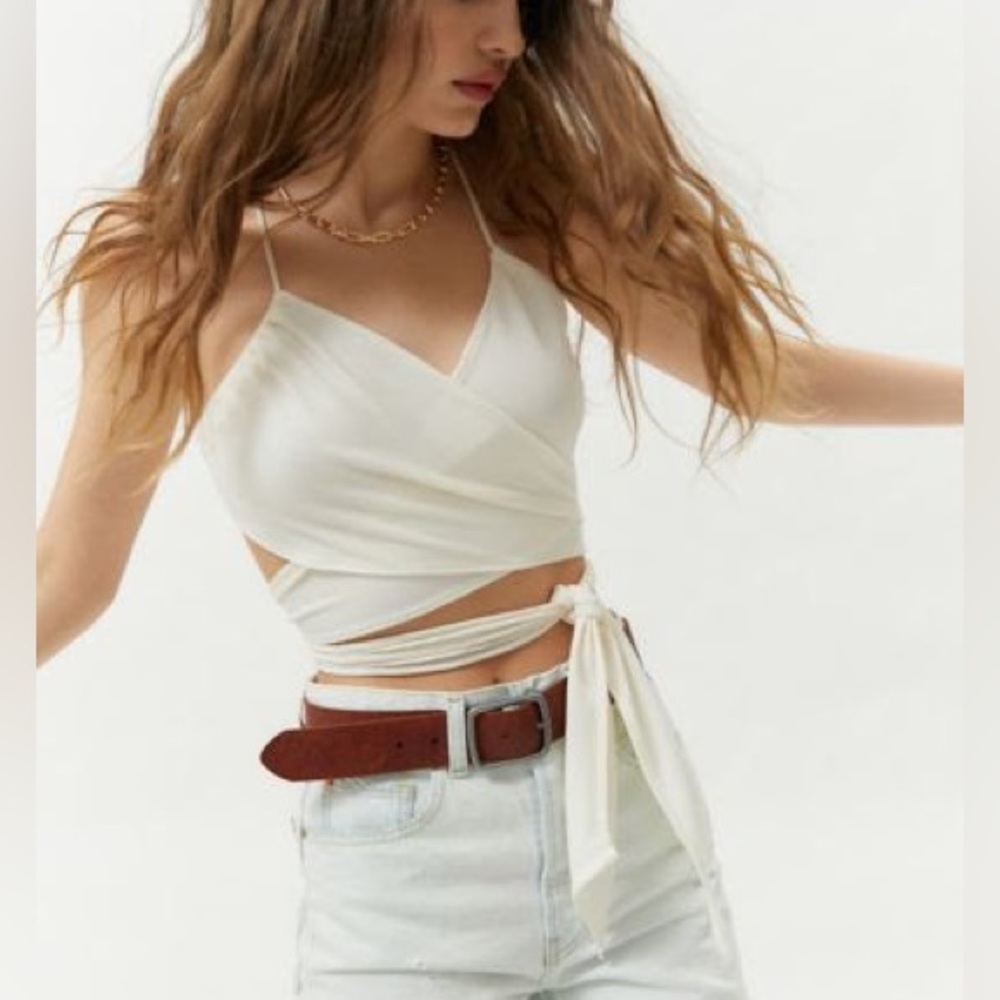 UO All Tied Up Convertible Wrap Top in White, Size S